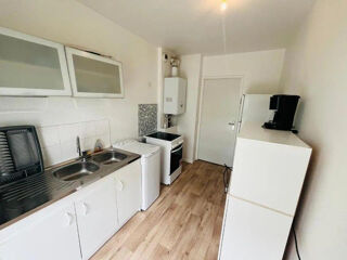  Appartement à louer 2 pièces 43 m²