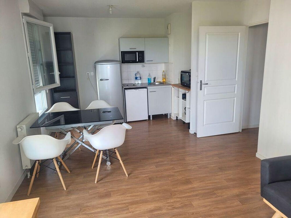 Location Appartement Beau T2 meublé 50 m² avec balcon Nantes