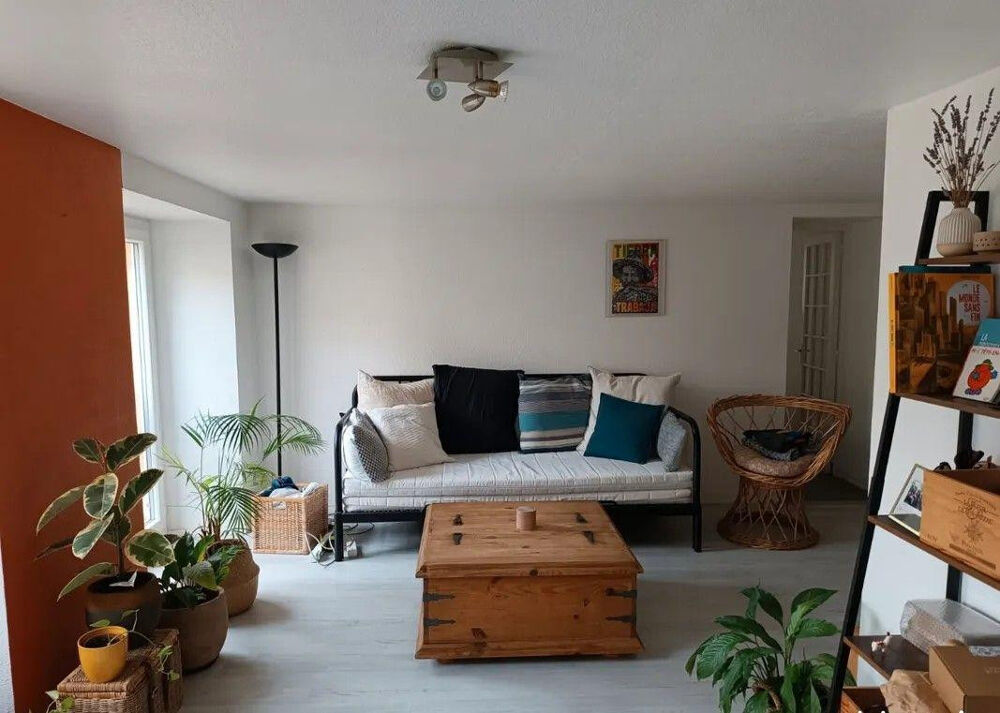 Location Appartement Beau T3 meublé refait à neuf 62m² Centre Bordeaux