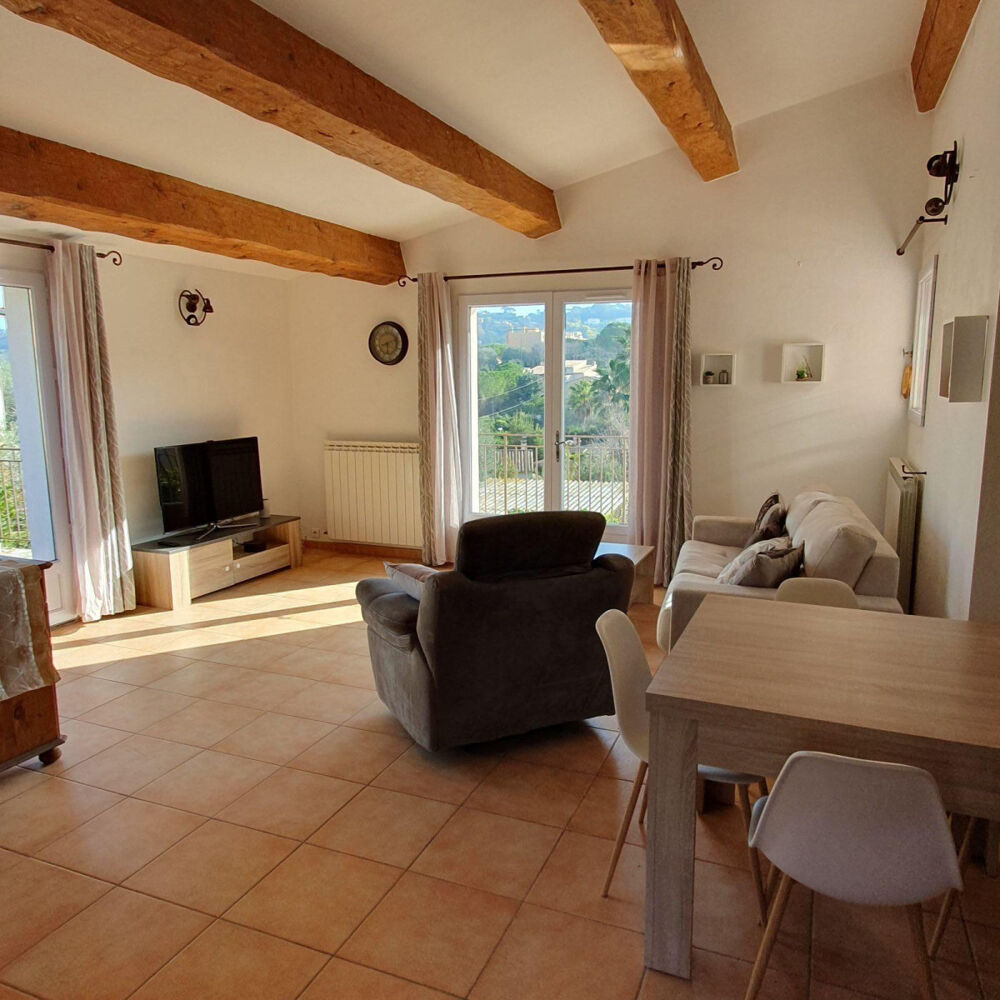 Location Appartement Appartement 3 P dans de rez-de-chaussée en villa Vallauris