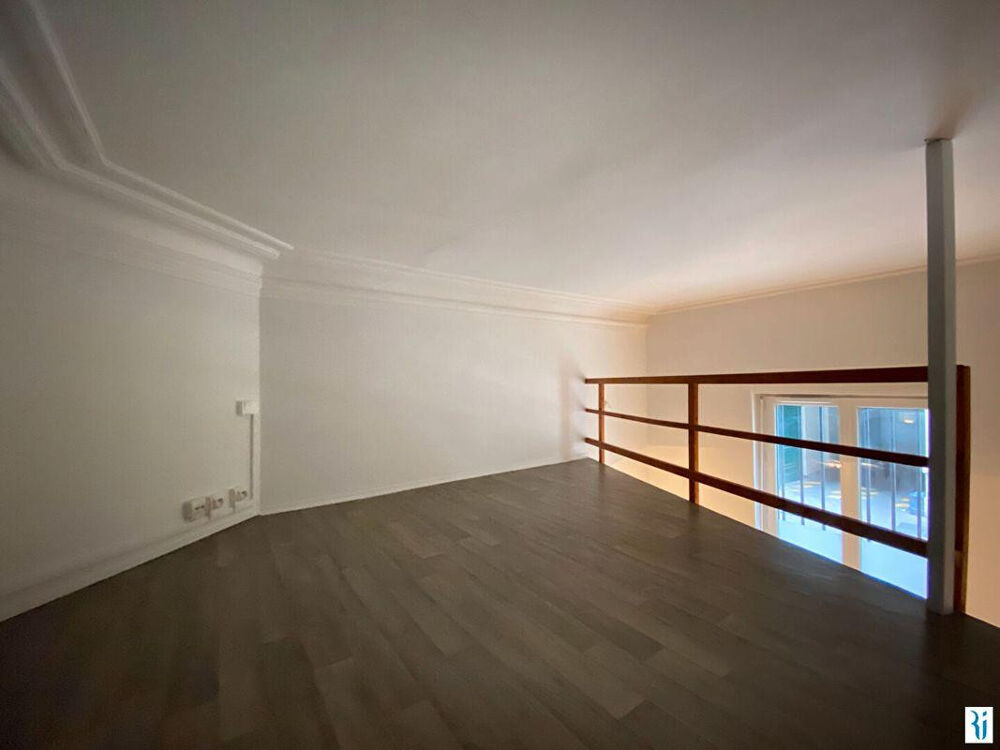 Location Appartement Studio avec mezzanine à louer à Rouen Rouen