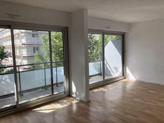  Appartement à louer 1 pièce 33 m²