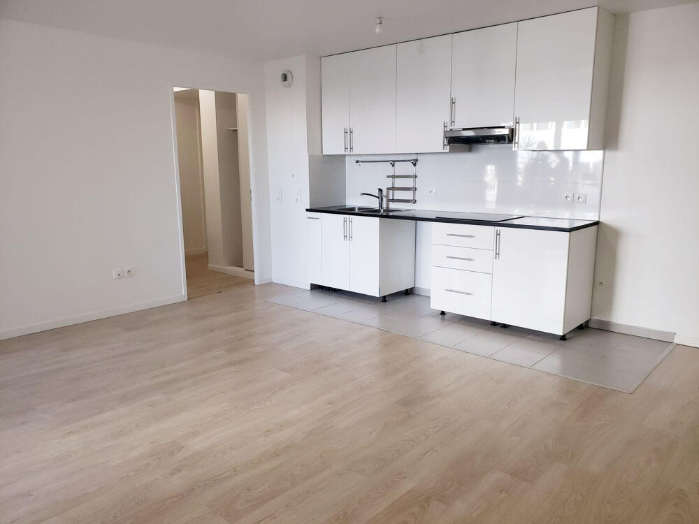 Location Appartement Appt T3 Balcon, Parking, Asnières sur Seine 1 650€ Asnières-sur-seine