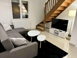  Appartement à louer 1 pièce 90 m²