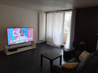  Appartement à louer 1 pièce 70 m²