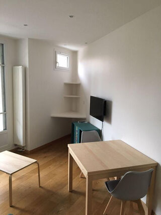  Appartement à louer 2 pièces 38 m²
