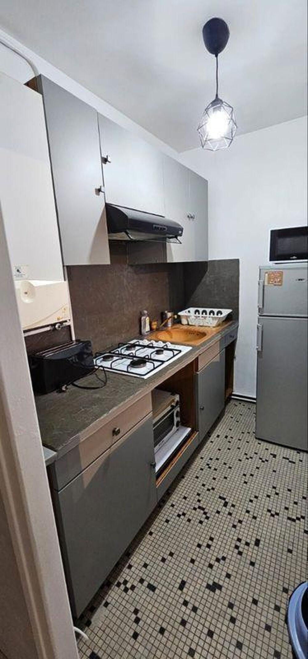 Location Appartement Grand studio meublé 33m² Romainville Romainville