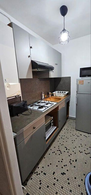  Appartement à louer 1 pièce 33 m²