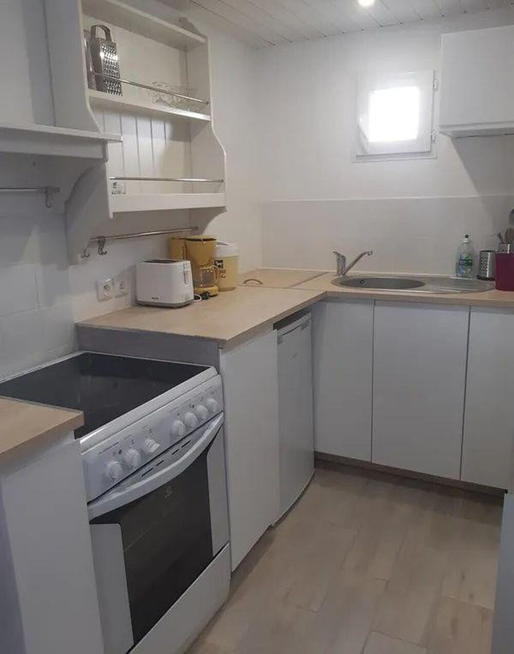 Location Appartement Beau studio équipé 18m² fonctionnel Montpellier