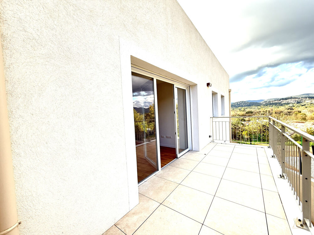 Vente Appartement T3 LUMINEUX AVEC TERRASSE – COGOLIN CENTRE À PIED Cogolin