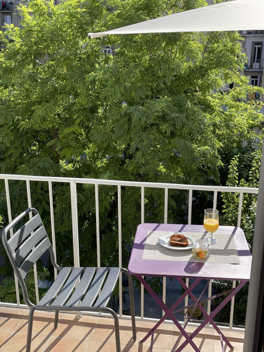 Location Appartement Studio 4e, spacieux, charmant, calme, clim, balcon Marseille 4