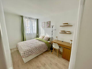  Appartement à louer 5 pièces 75 m²