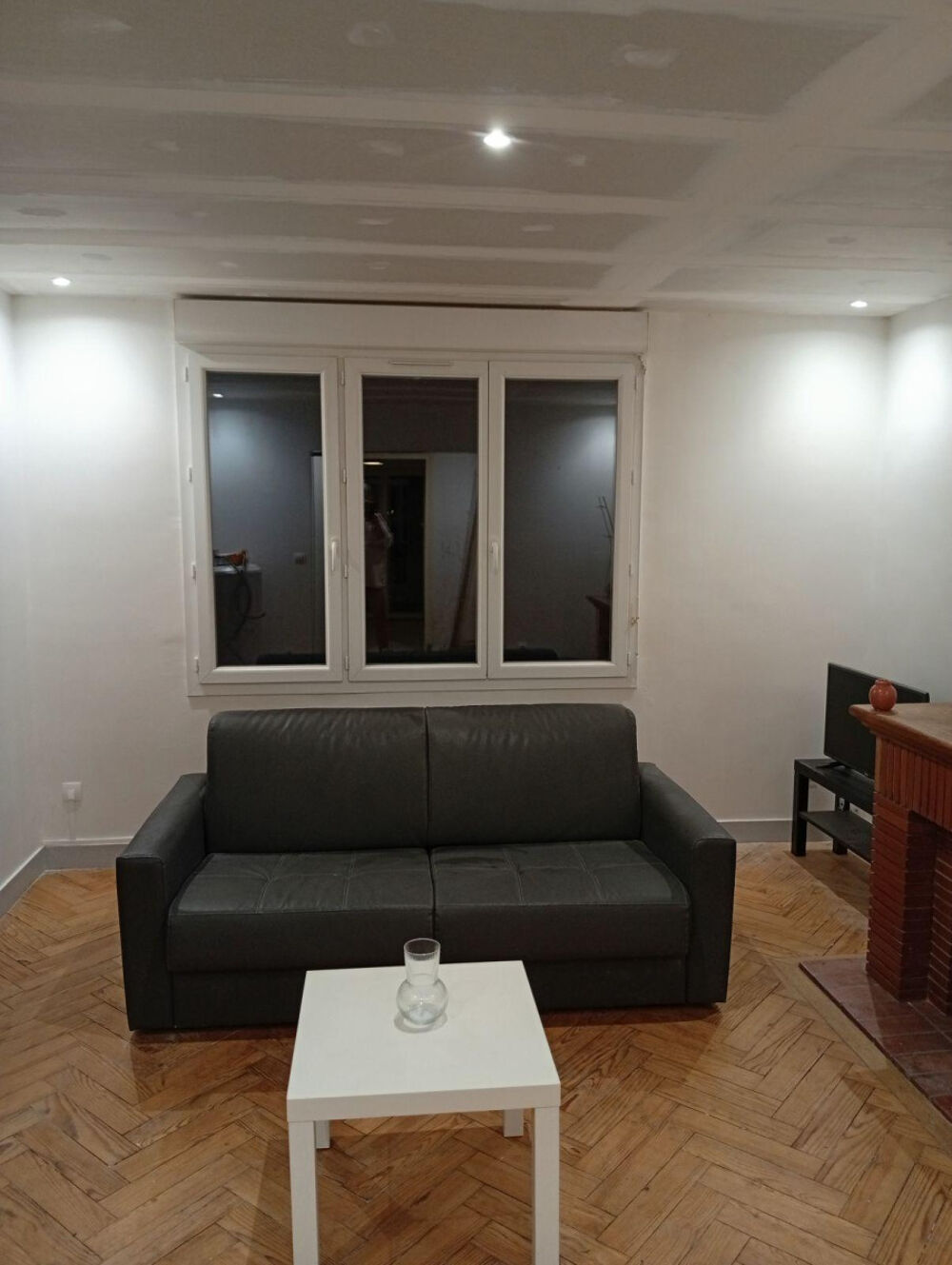 Location Appartement T3 calme et refait a neuf avec vue paysagère. Bordeaux