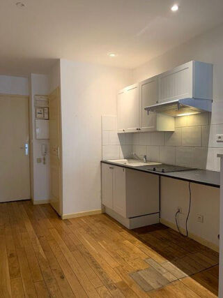  Appartement à louer 2 pièces 62 m²