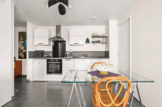  Appartement à louer 2 pièces 50 m²