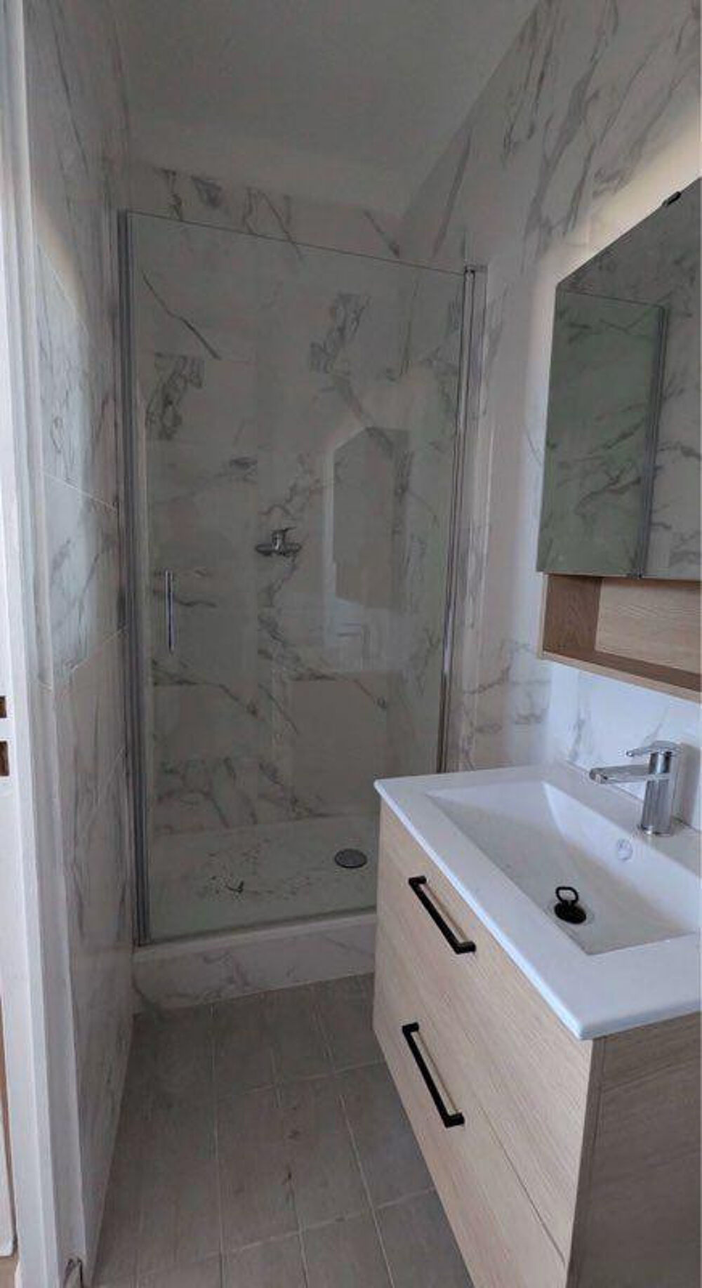 Location Appartement Studio meublé 20 m² avec vue exceptionnelle Marseille 6