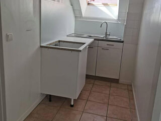  Appartement à louer 2 pièces 28 m²
