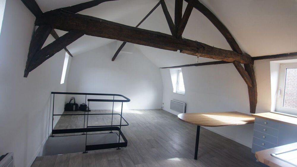 Location Appartement F2 mansarde de Charme calme Proche métro commerces Lille