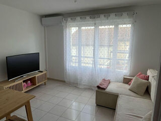  Appartement à louer 2 pièces 34 m²