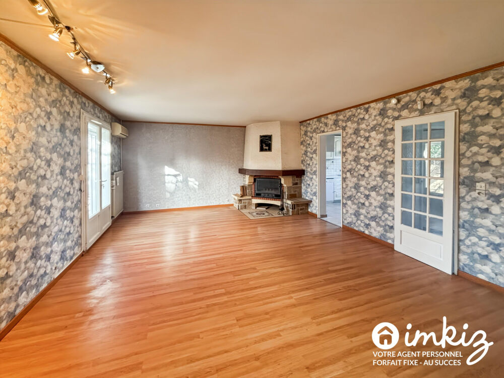 Vente Maison Maison 5 pièces Combs-la-ville
