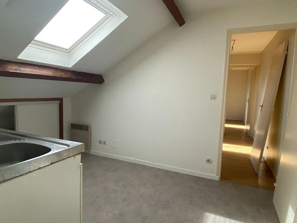 Location Appartement T2 métro Voltaire Paris 11