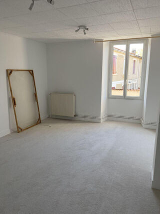  Maison à louer 5 pièces 100 m²