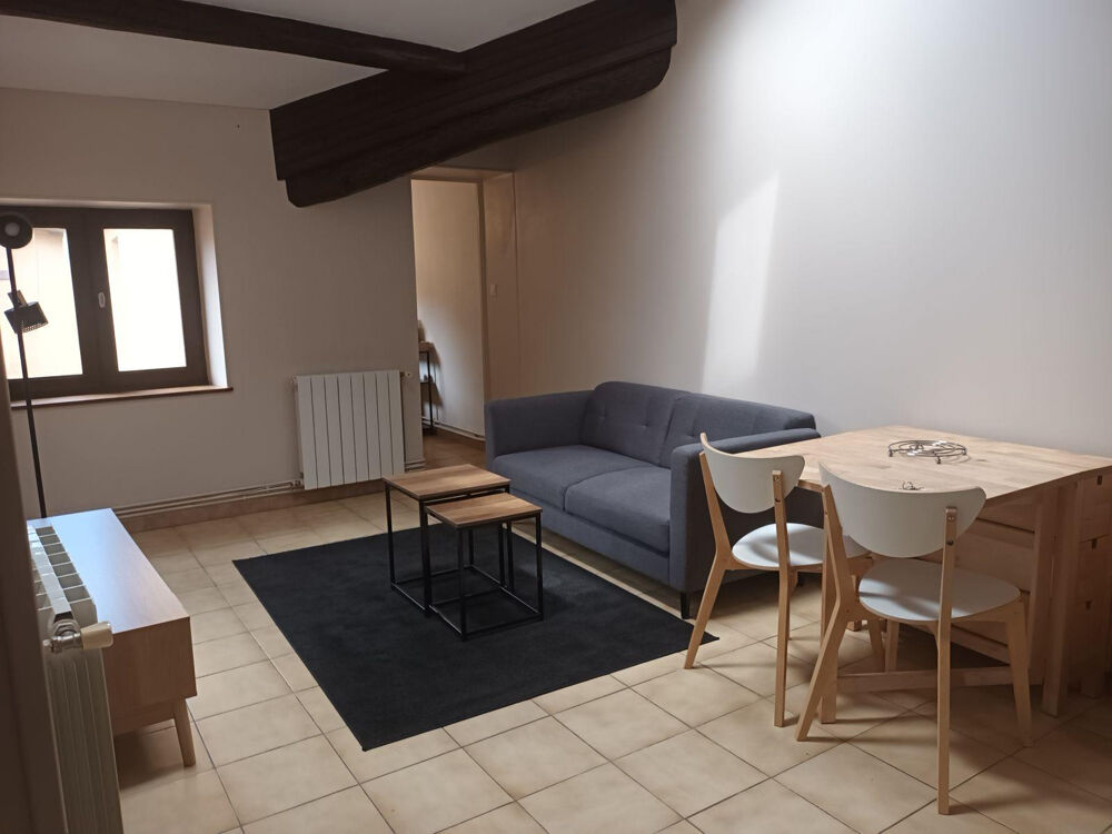 Location Appartement Logement situé dans un bel immeuble bourgeois Alès