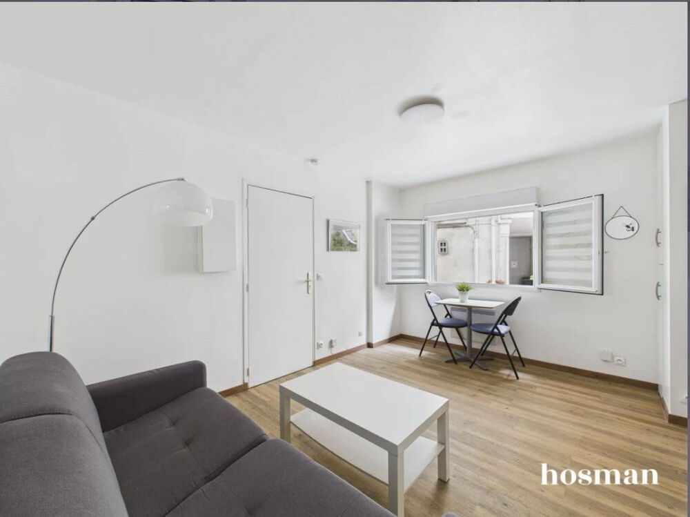 Location Appartement Studio meublé 23m² avec cour aménagée Saint-cloud