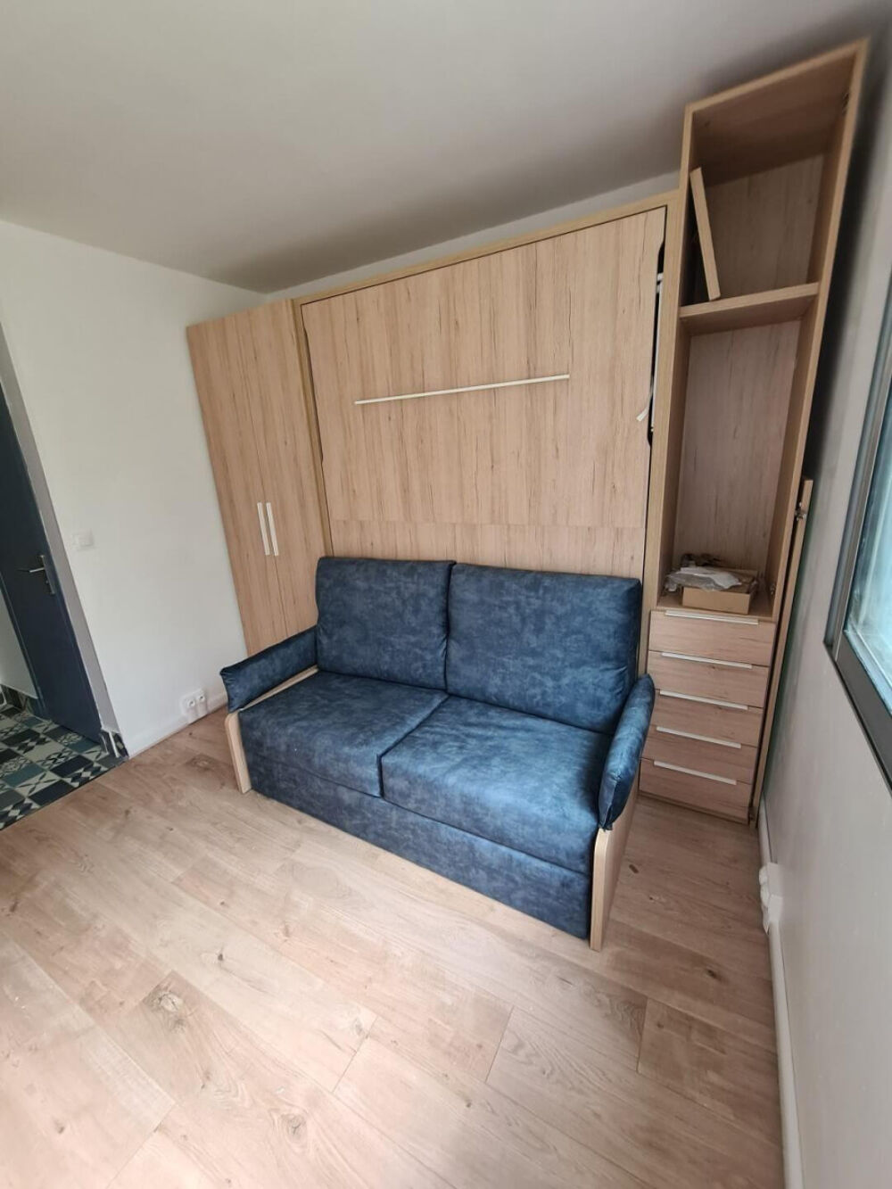 Location Appartement Beau studio entièrement meublé et rénové 13m² Colombes