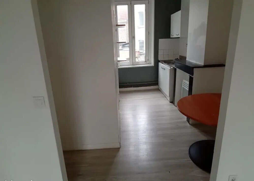 Location Appartement Beau studio spacieux 26m² rue des girondins Lille