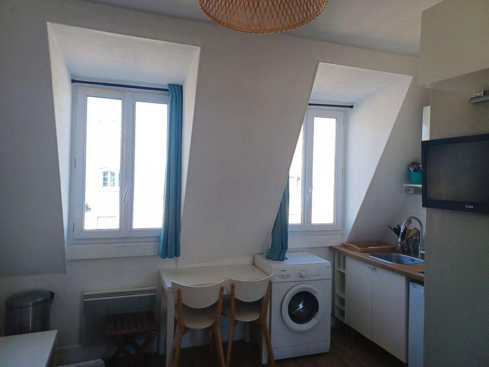 Location Appartement Studio meublé 14m2 Paris 17