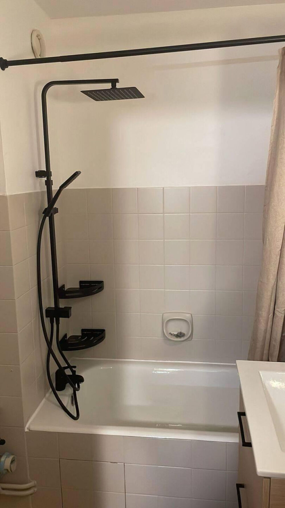 Location Appartement Beau studio meublé 21m² idéal étudiant Lyon 7