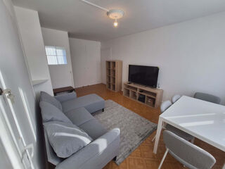  Appartement à louer 5 pièces 70 m²