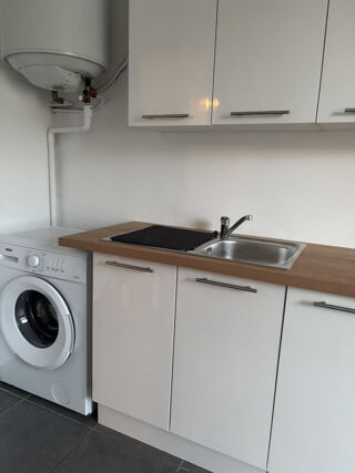  Appartement à louer 1 pièce 30 m²