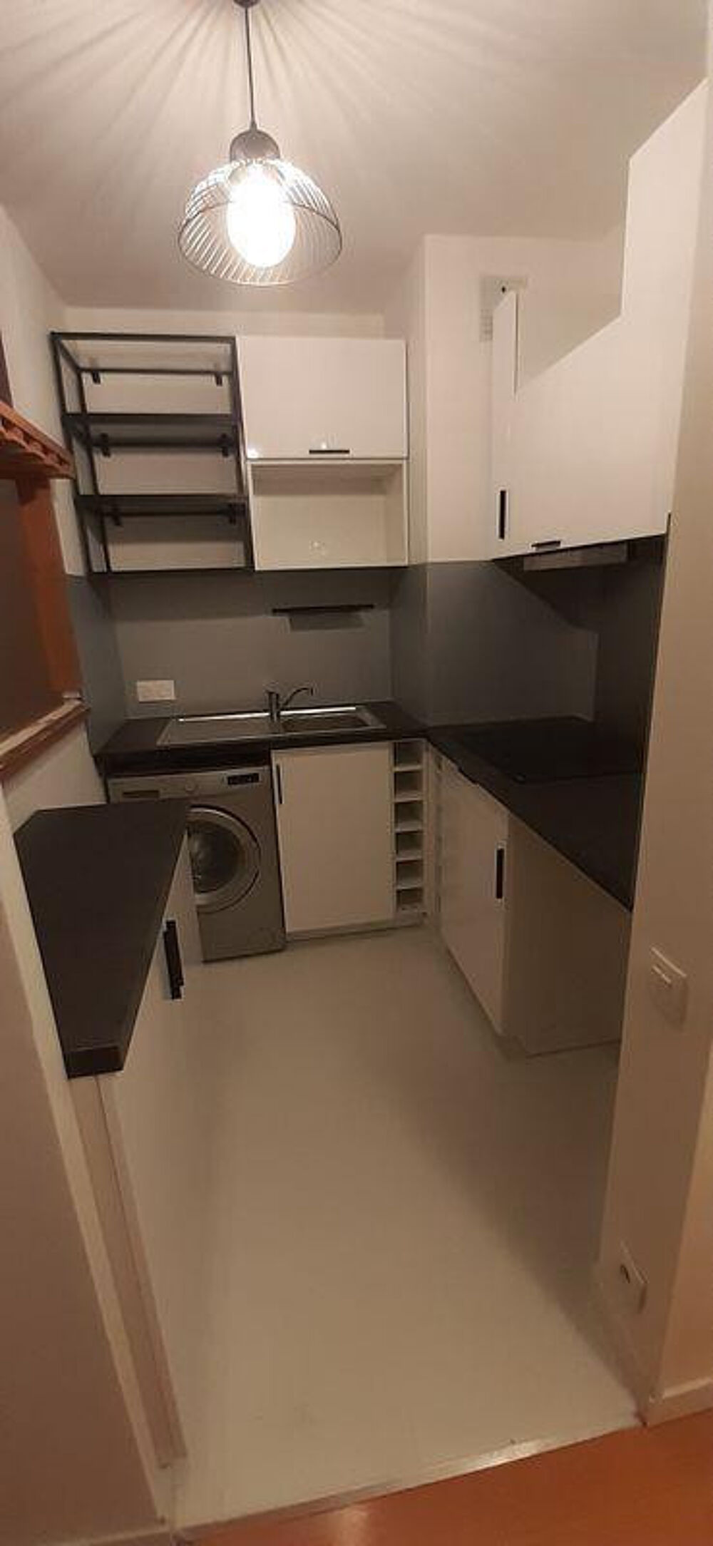 Location Appartement 38m2 + parking dans résidence de standing Courbevoie