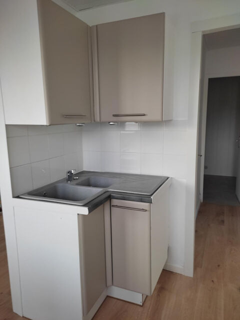   Appartement refait � neuf joli village c�tier Appartement - 3 pi�ce(s) - 45 m�