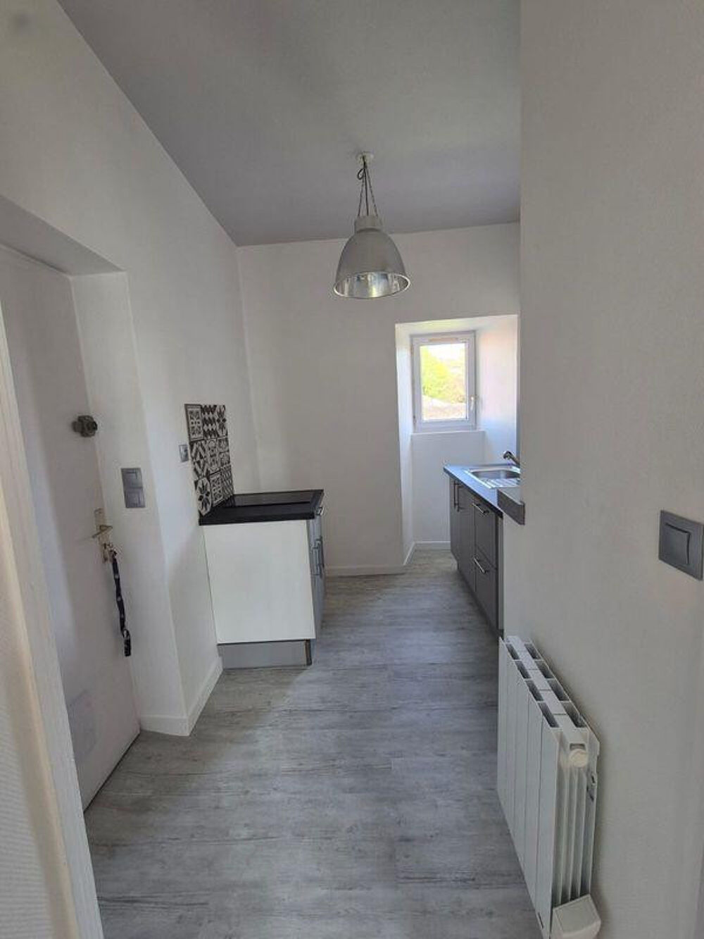 Location Appartement Beau 2P rénové 32m² sans vis à vis Nantes