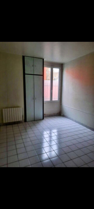  Appartement � louer 2 pi�ces 502 m�