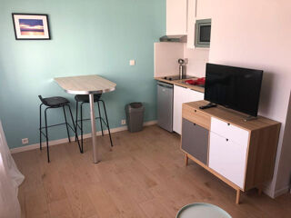  Appartement à louer 1 pièce 28 m²