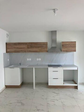  Appartement à louer 2 pièces 41 m²
