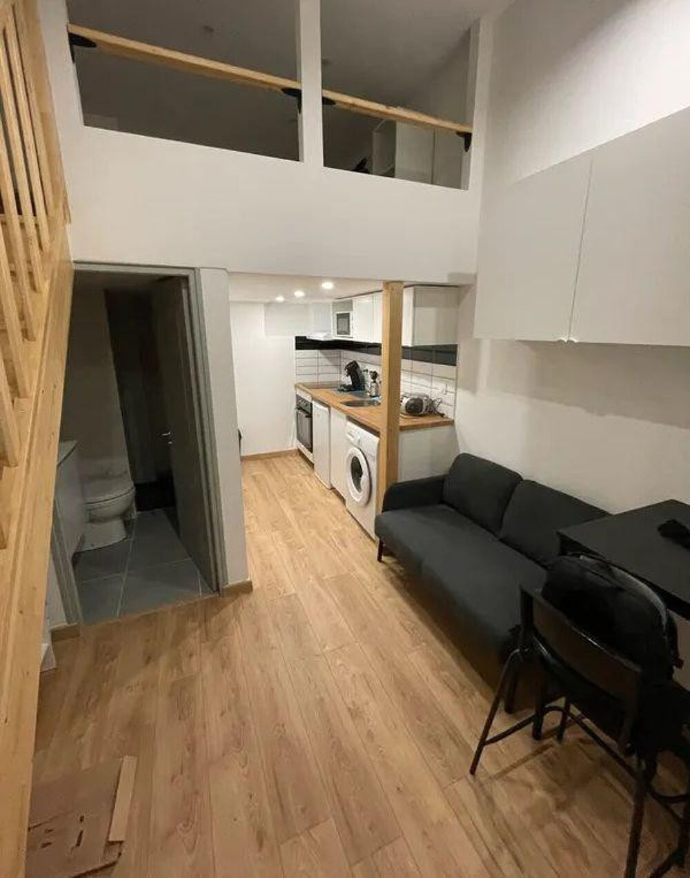 Location Appartement Beau studio meublé 17m² rénové Hôtel de Ville Saint-Étienne