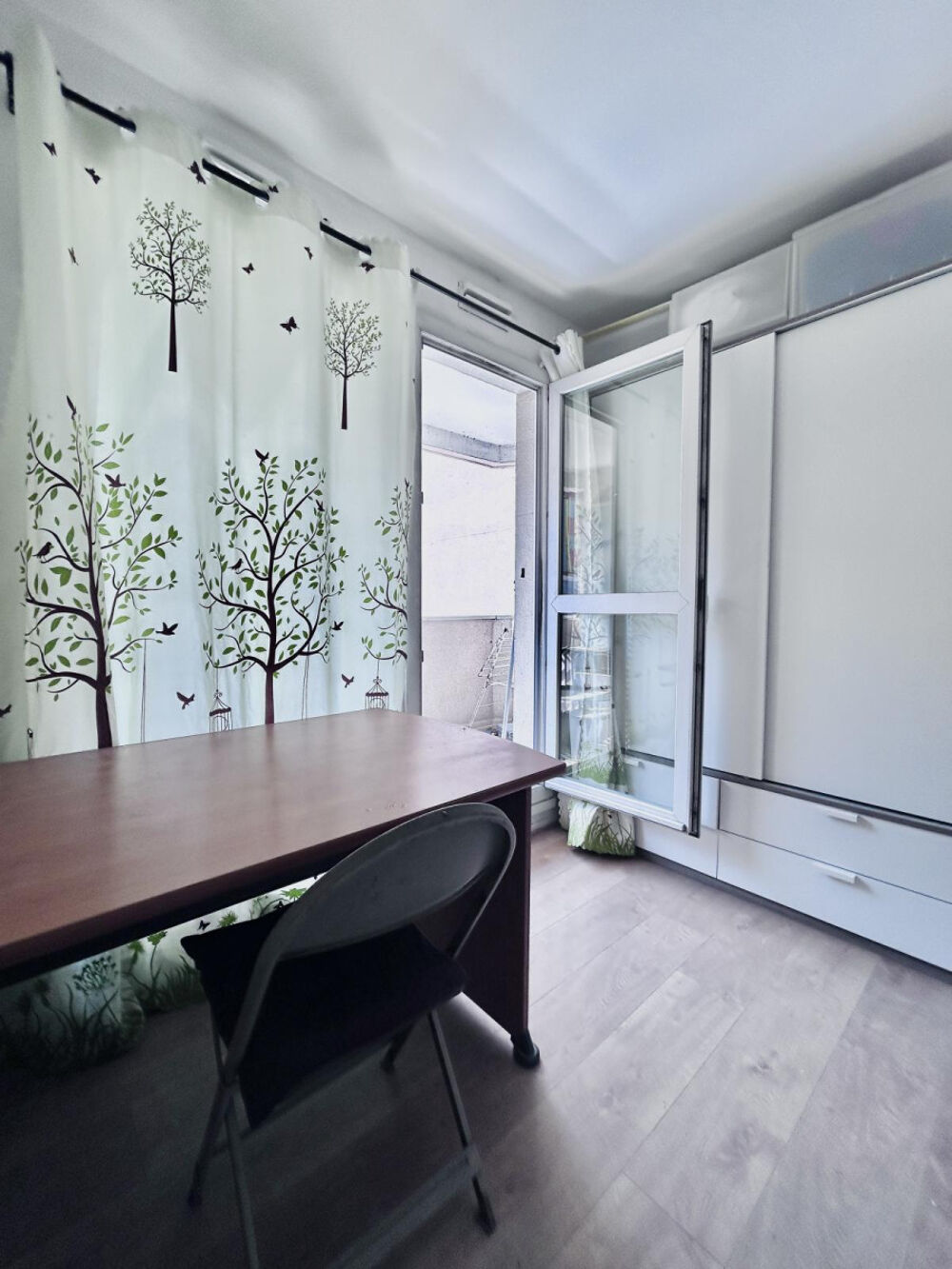 Location Appartement Demi-studio meublé salle de bain et WC privatifs Créteil