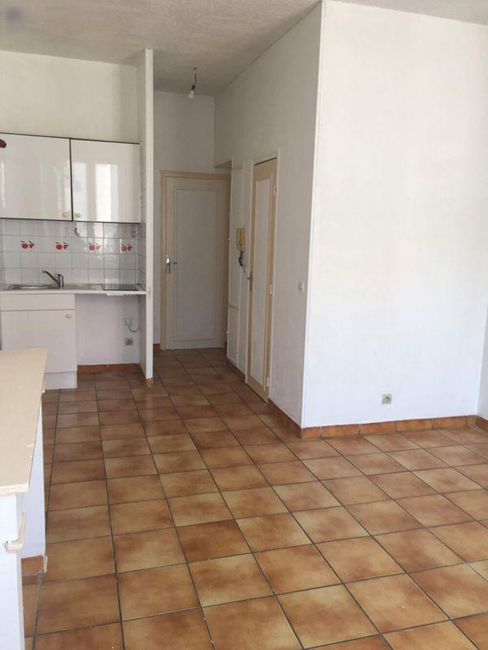 Location Appartement Métro Charpennes, F2 lumineux TB état Villeurbanne