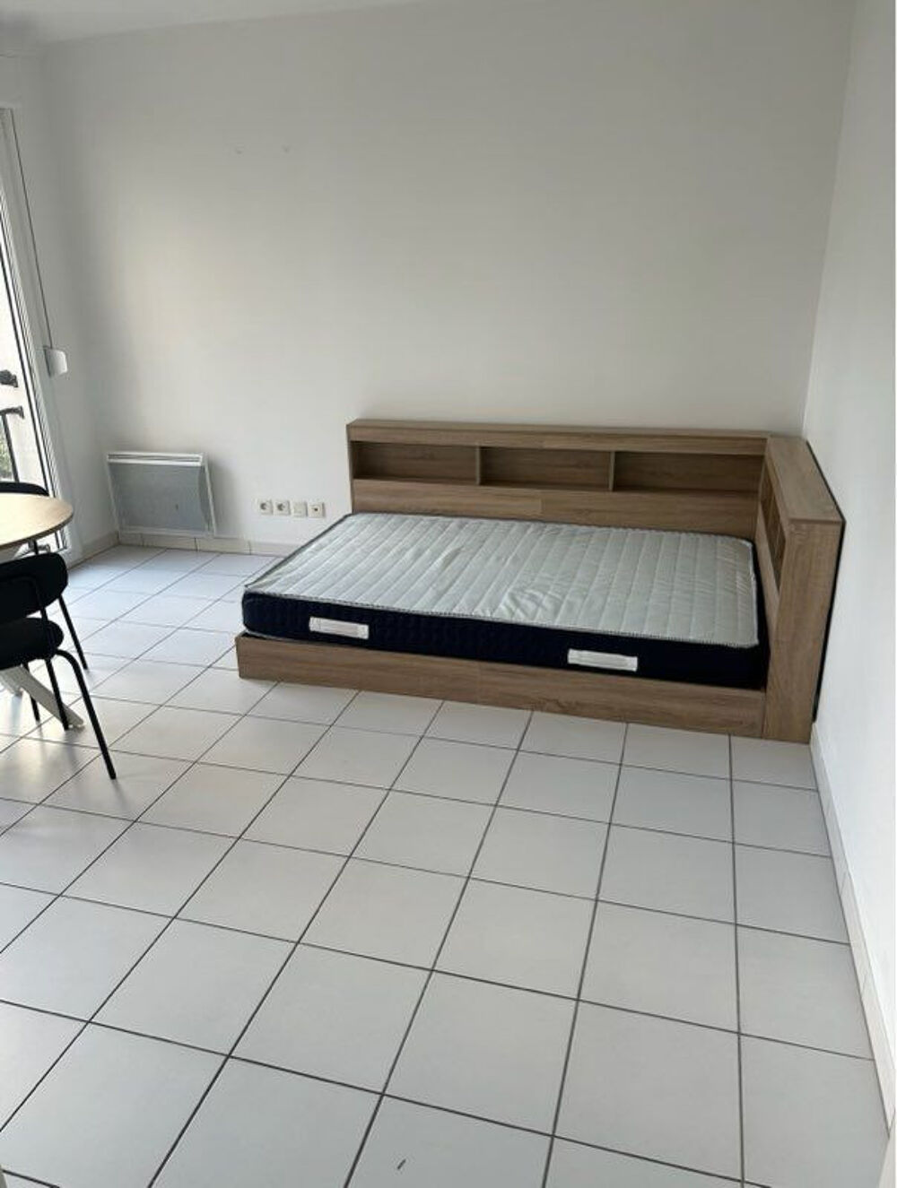 Location Appartement Beau studio 26m² + parking Reims