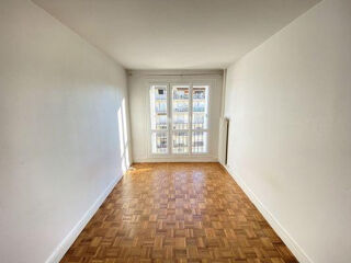  Appartement à louer 2 pièces 46 m²