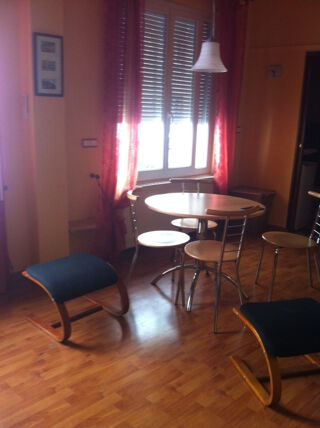  Appartement à louer 1 pièce 35 m²