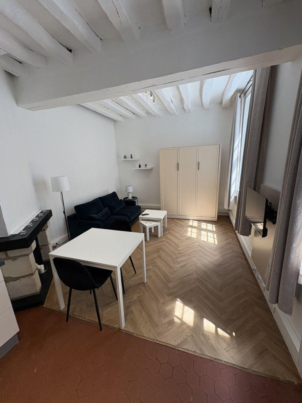 Location Appartement Studio meublé 28 m² – 140 Rue Eau de Robec, Rouen Rouen