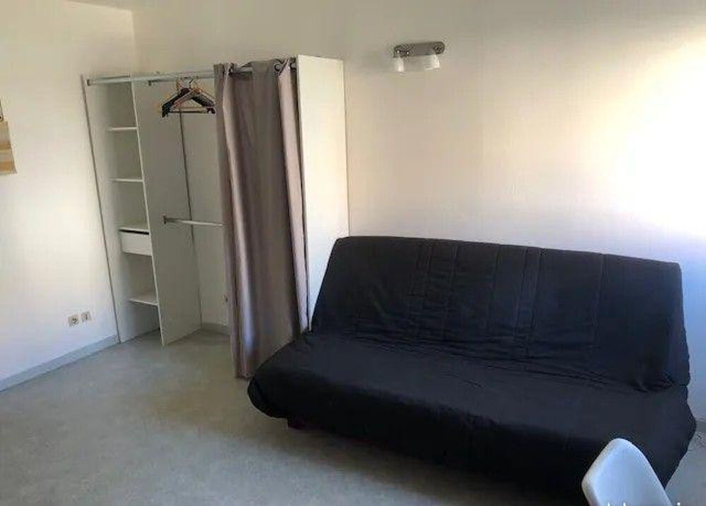 Beau studio meublé 21m²