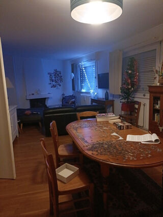  Appartement � louer 4 pi�ces 120 m�