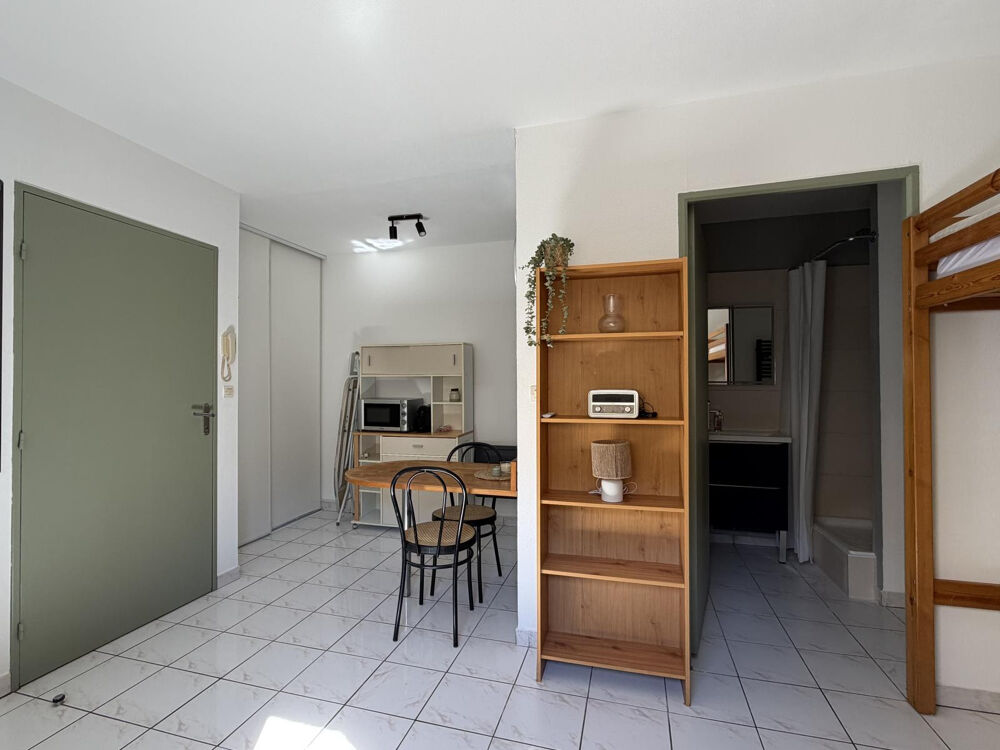 Location Appartement Joli studio meublé idéal étudiant Avignon